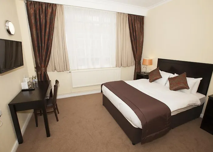 Hotels near Swansea Station: Ideal Accommodation Options for Your Stay in Swansea, UK