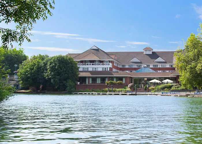 Discover the Top IHG Hotels in Reading for a Memorable Stay in the UK