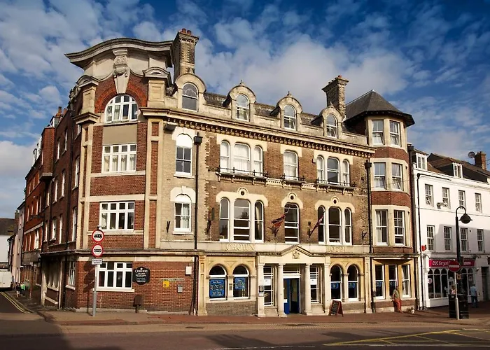 Experience Unmatched Hospitality at Weymouth Hotels on Seafront